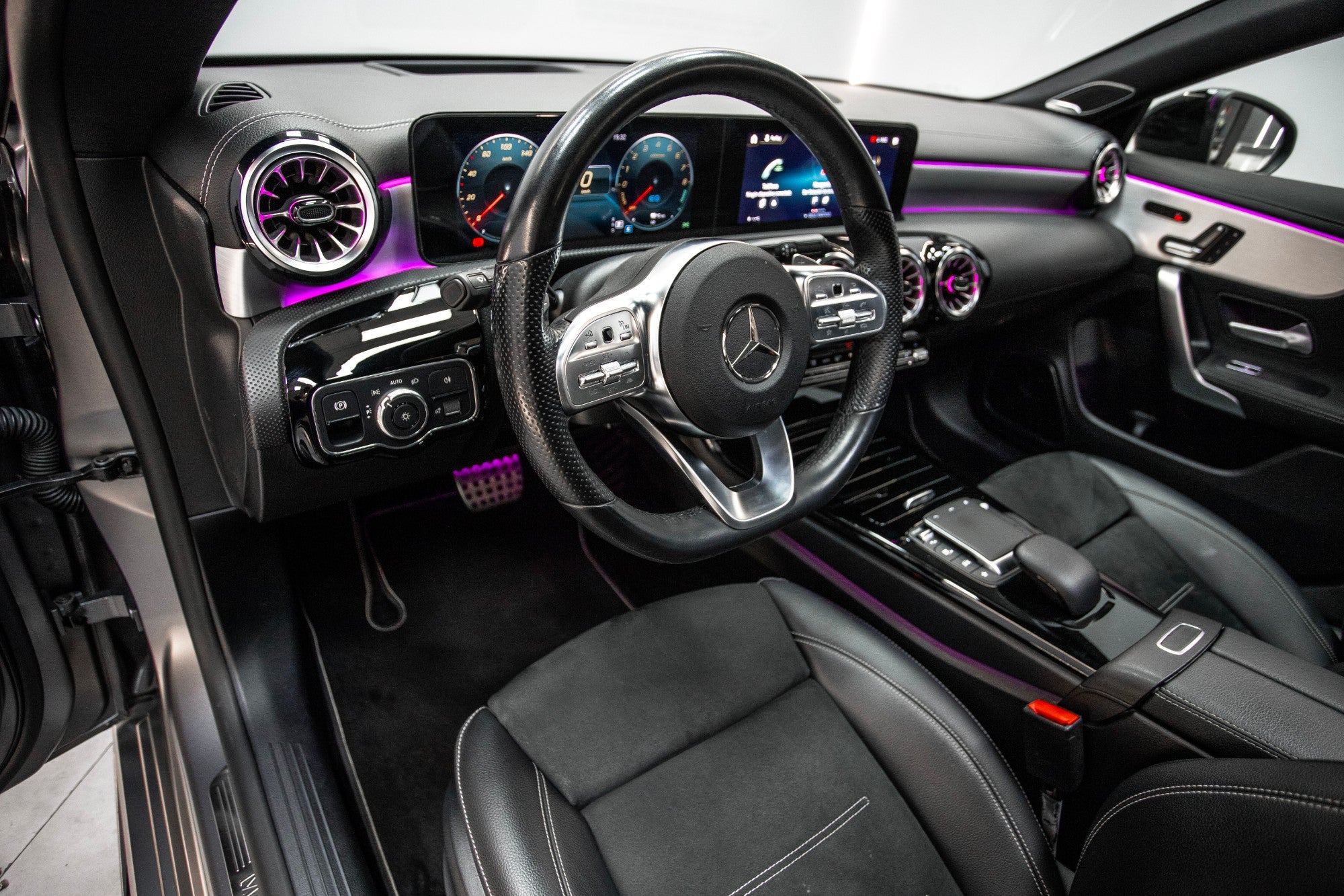 MERCEDES-BENZ CLA 250 e Shooting Brake 2021