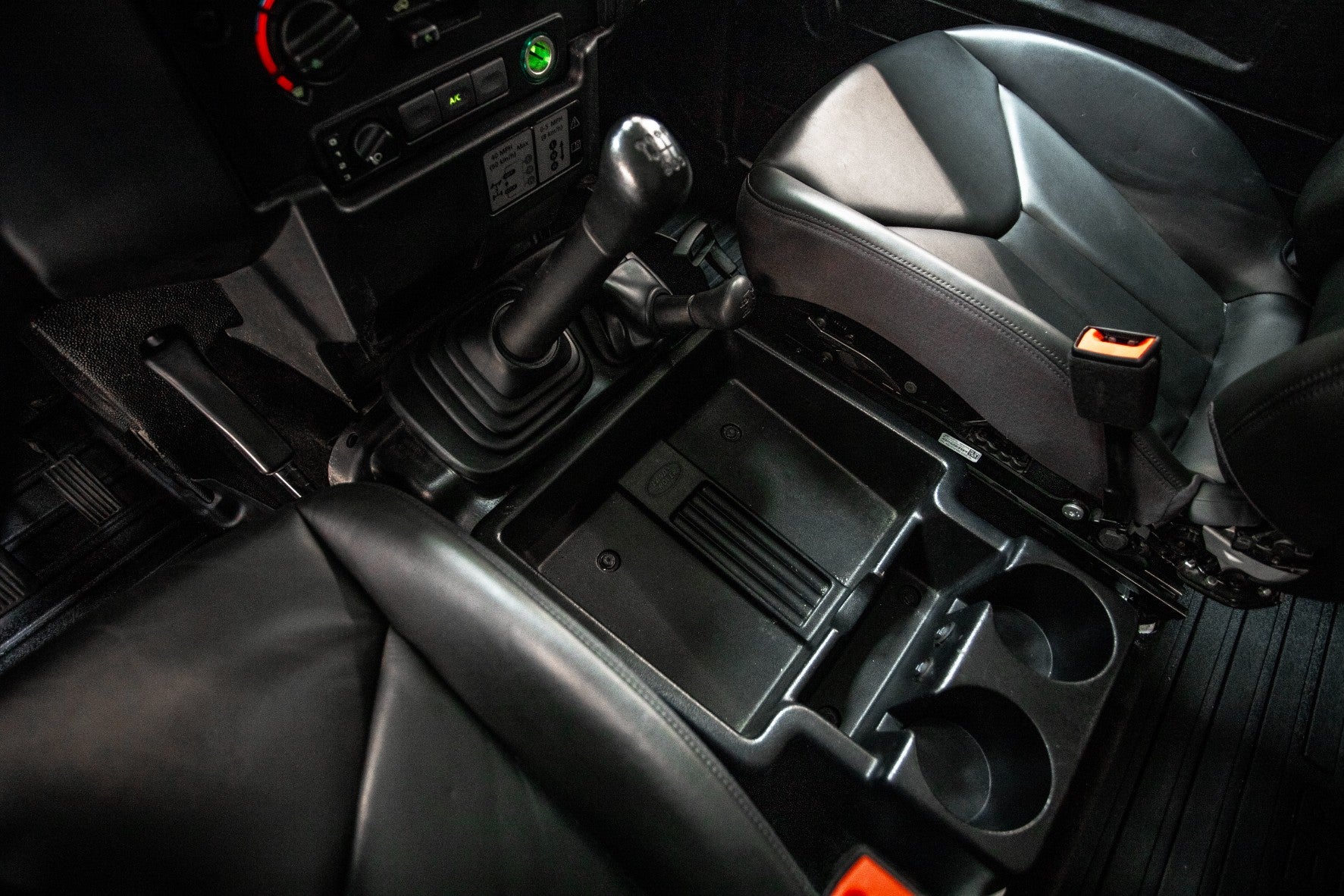 Land Rover Defender 110 SW E