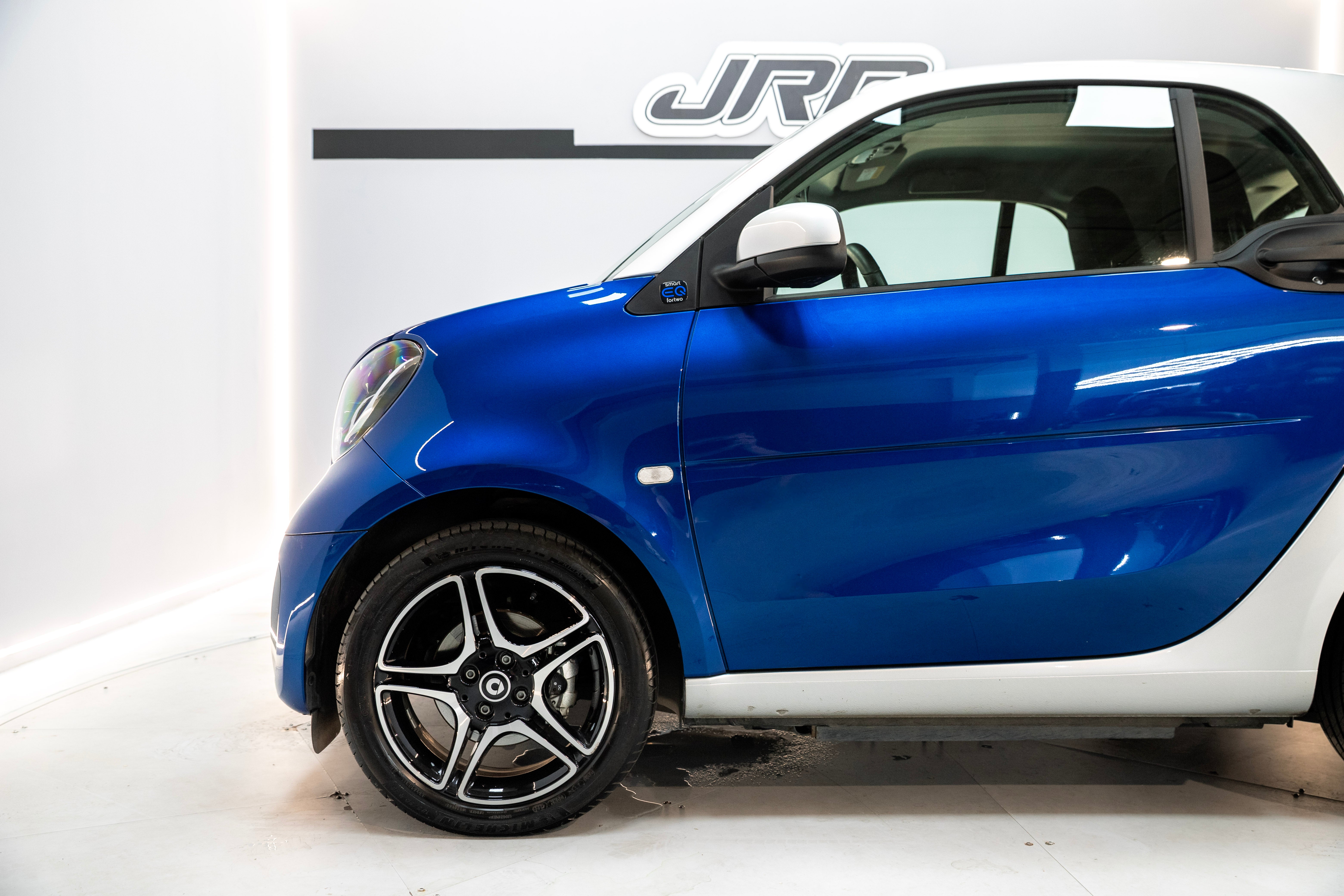 SMART fortwo 60kW81CV EQ coupe