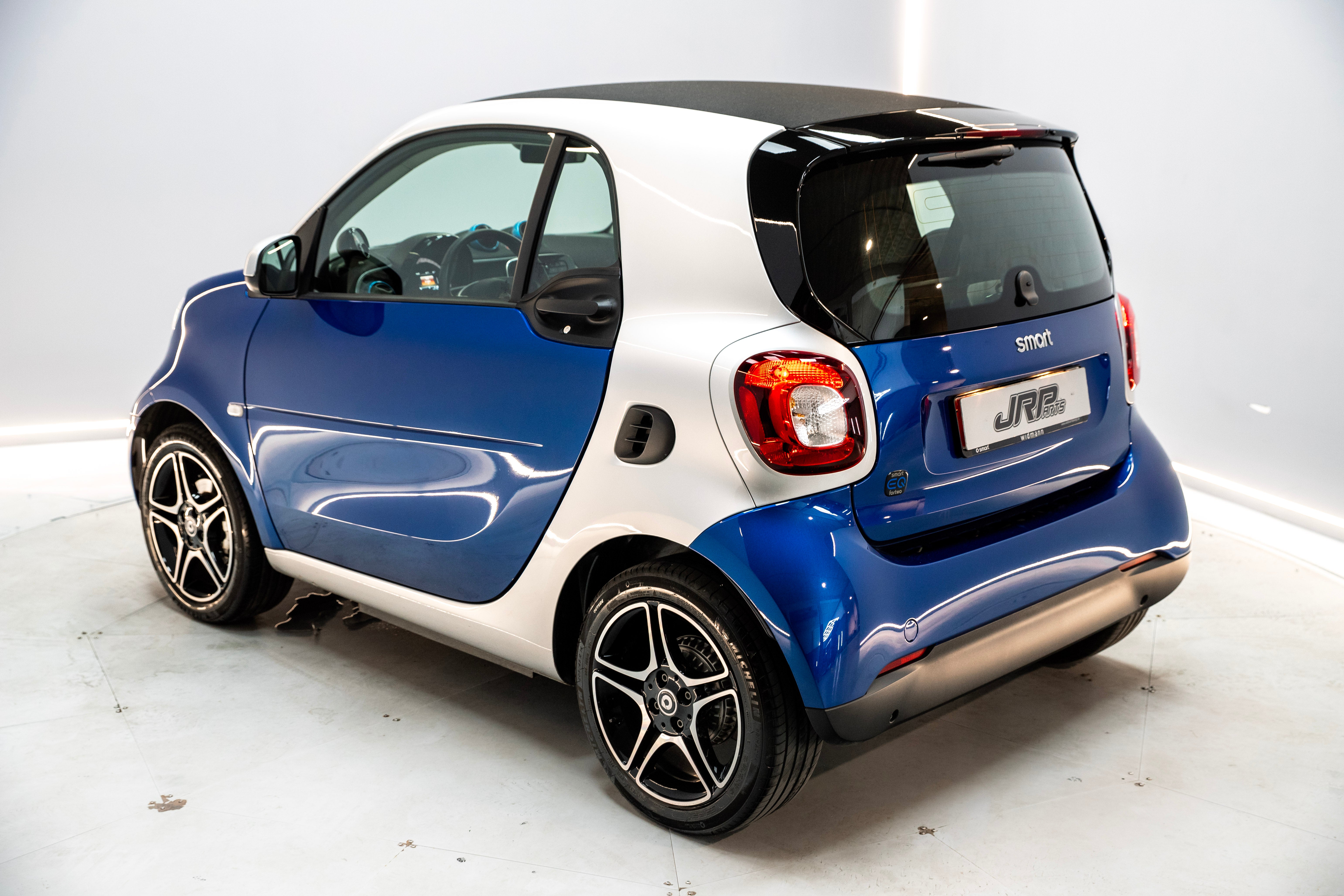 SMART fortwo 60kW81CV EQ coupe