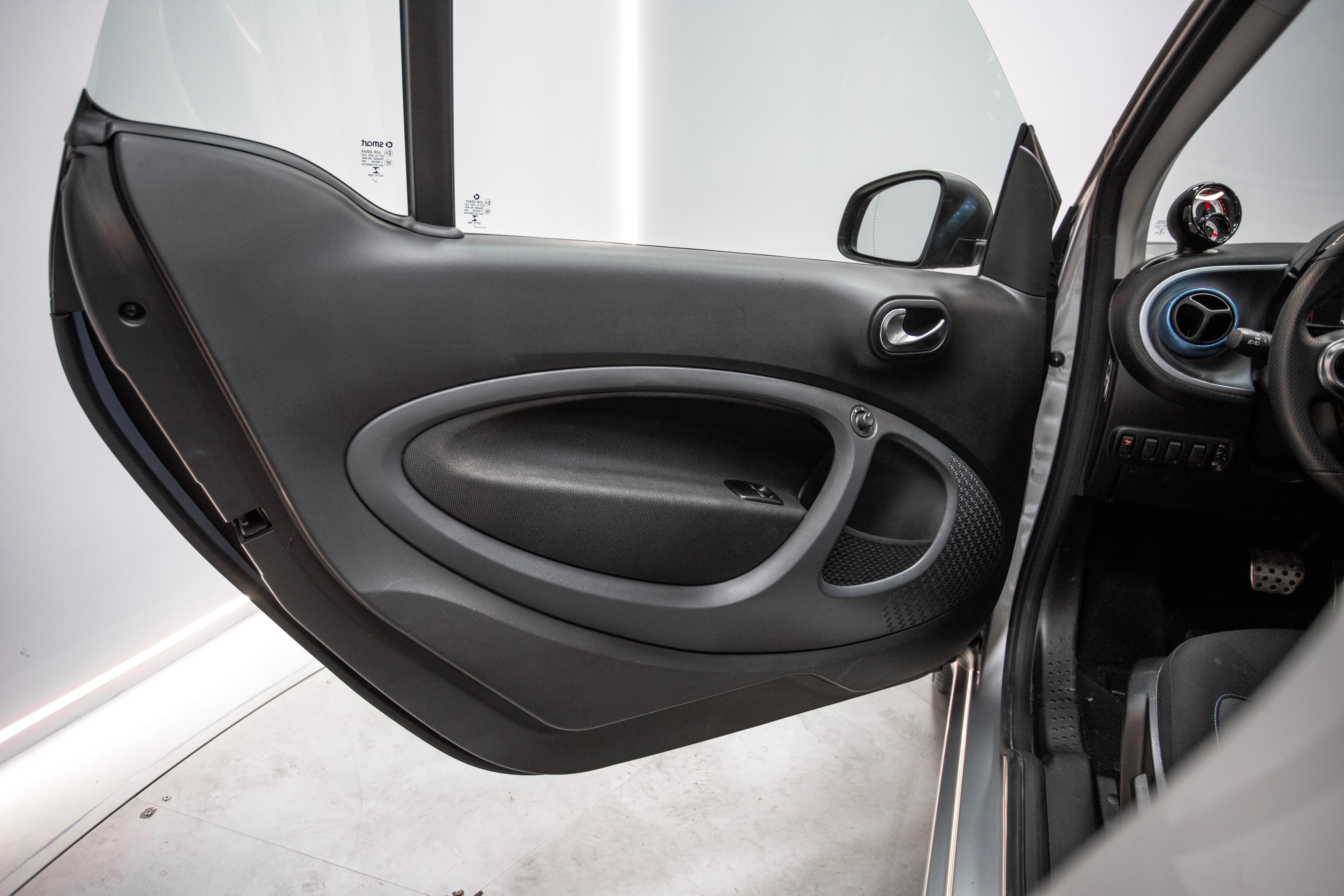 SMART fortwo 60kW81CV EQ coupe