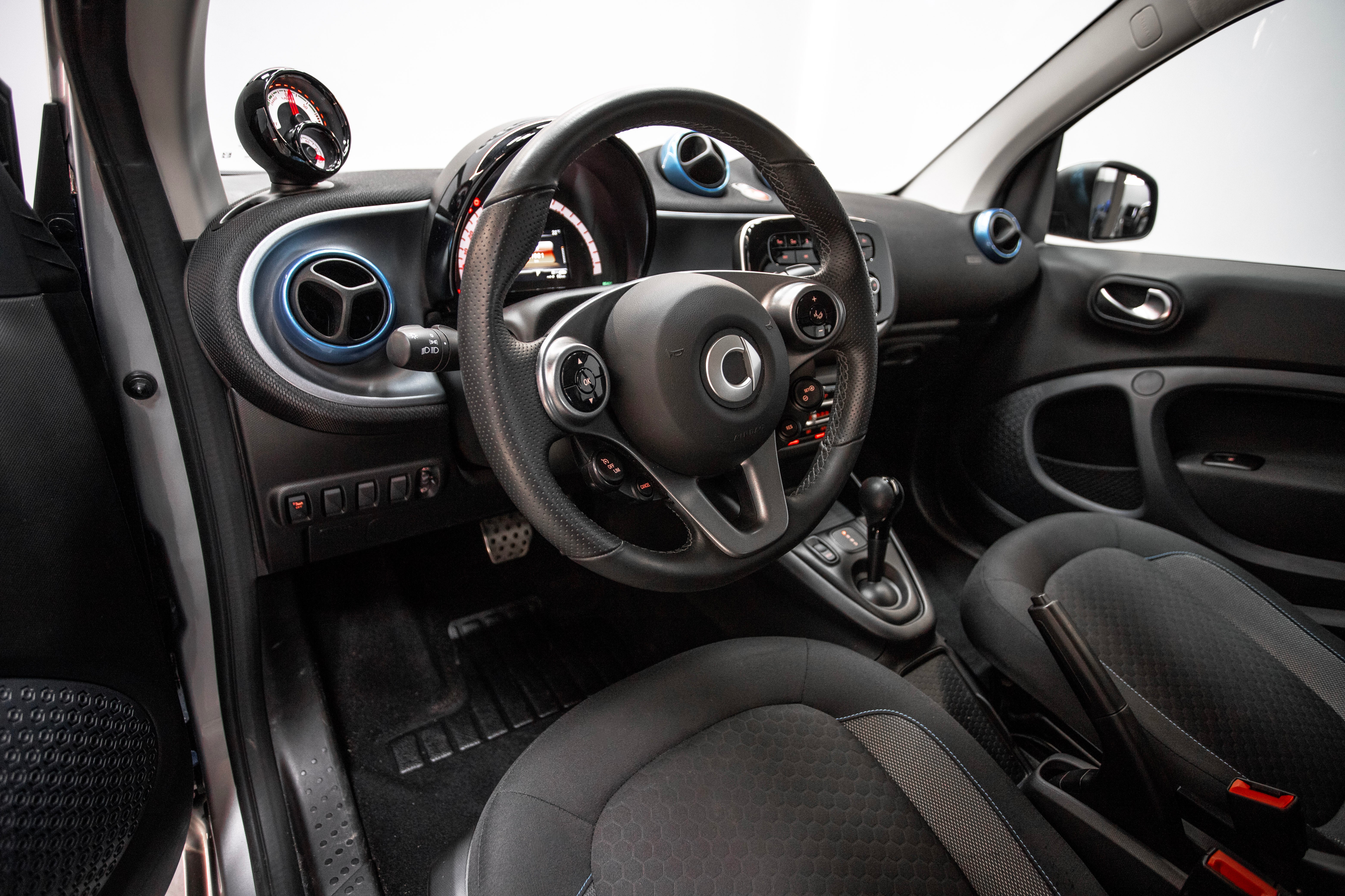 SMART fortwo 60kW81CV EQ coupe