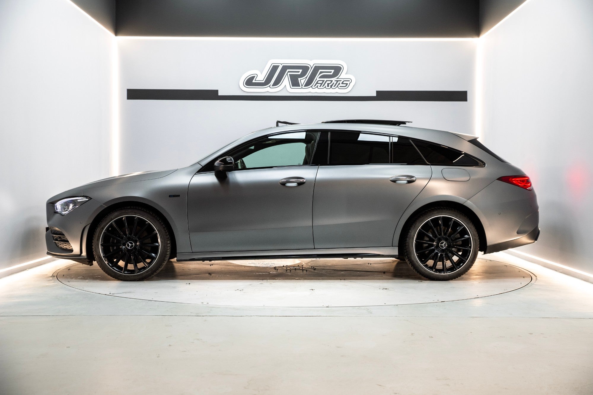MERCEDES-BENZ CLA 250 e Shooting Brake 2021