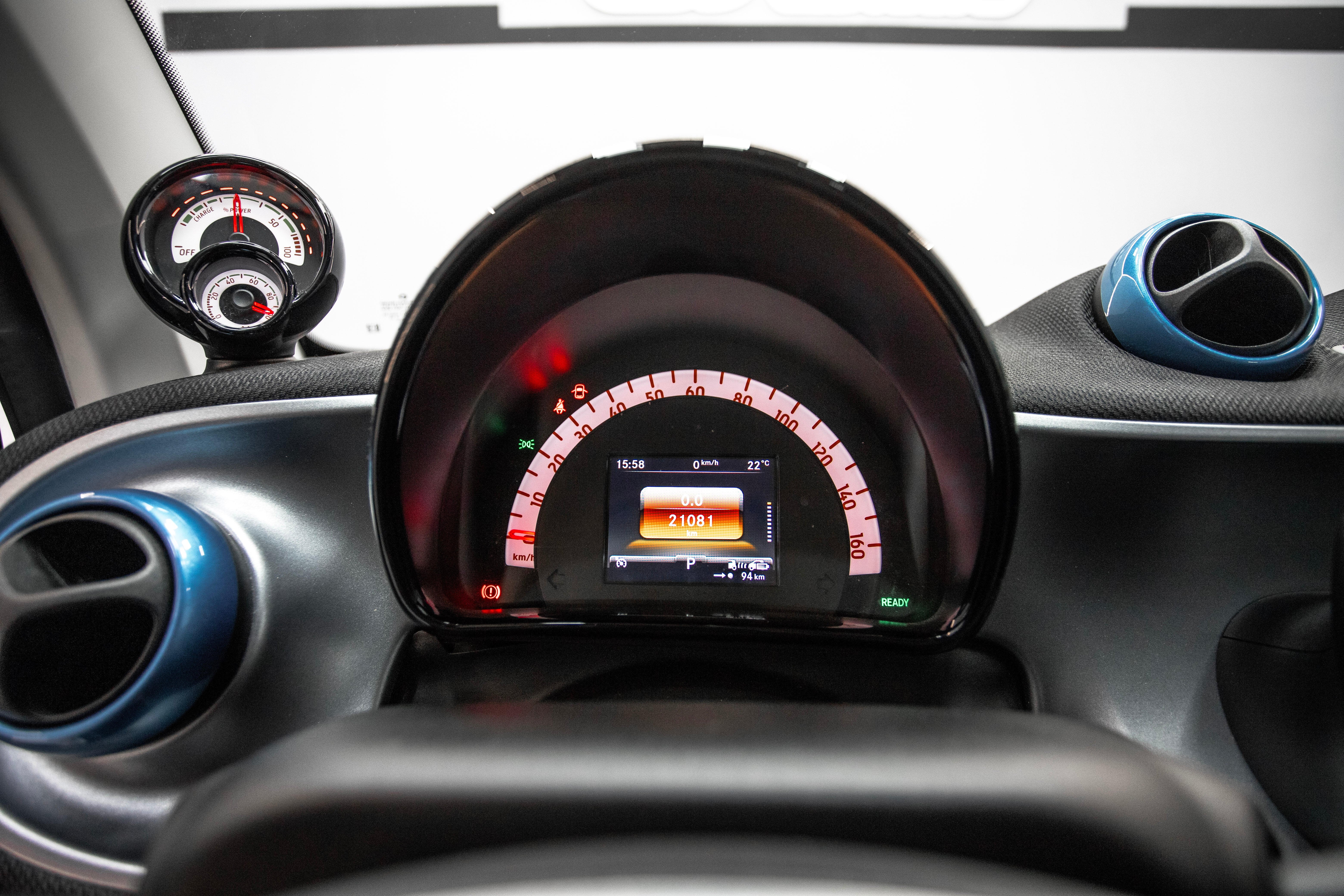 SMART fortwo 60kW81CV EQ coupe
