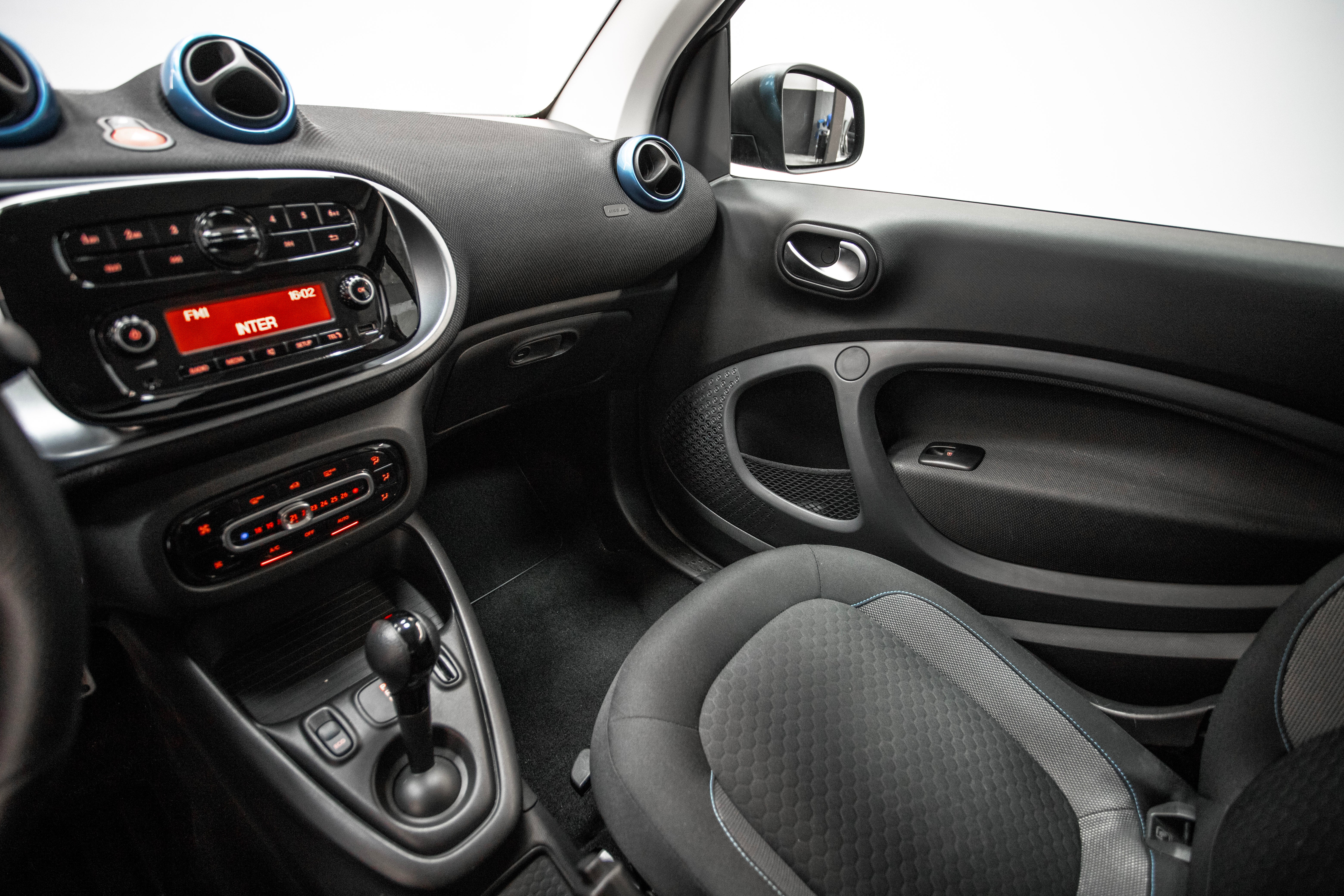 SMART fortwo 60kW81CV EQ coupe