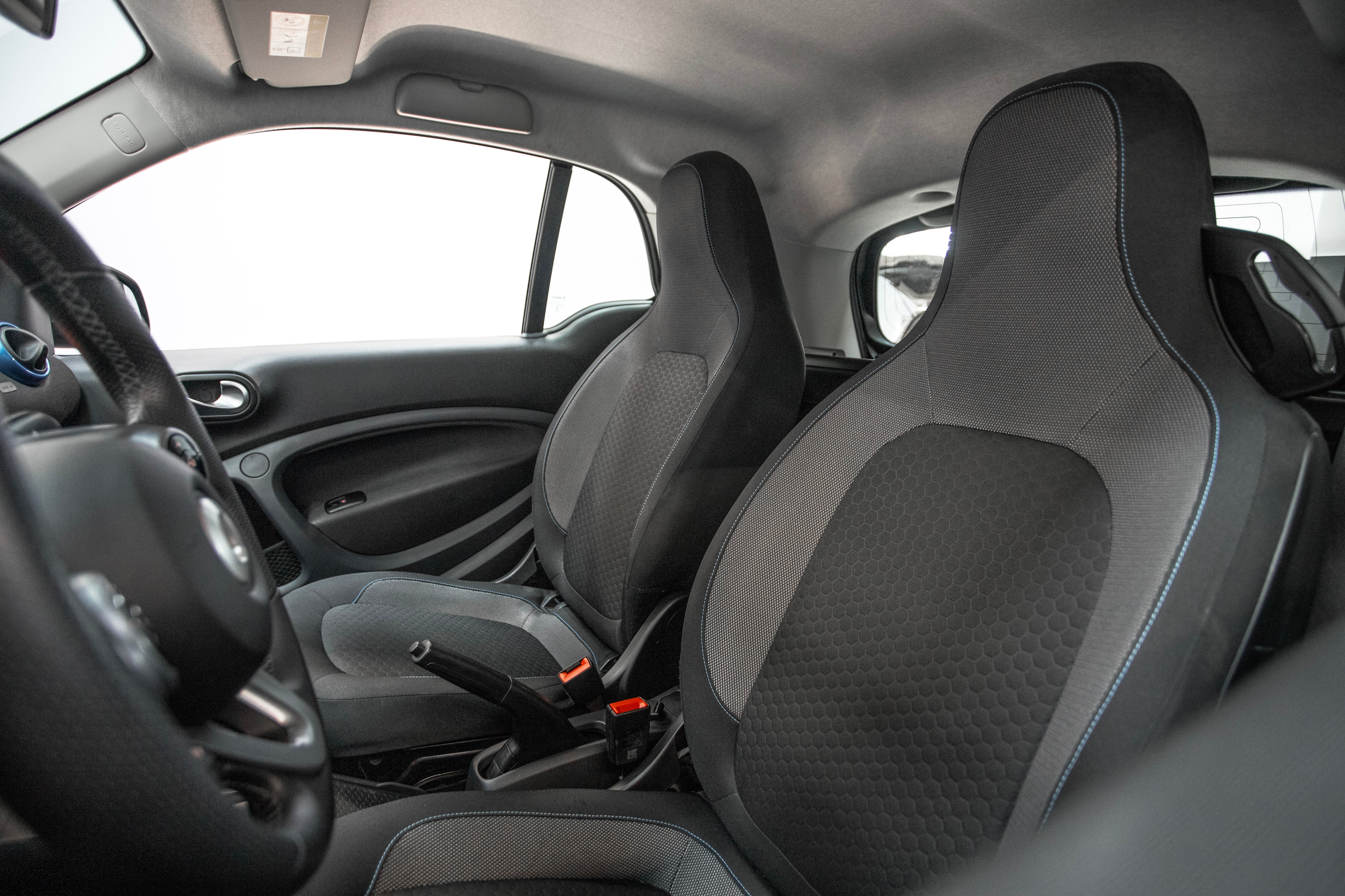 SMART fortwo 60kW81CV EQ coupe