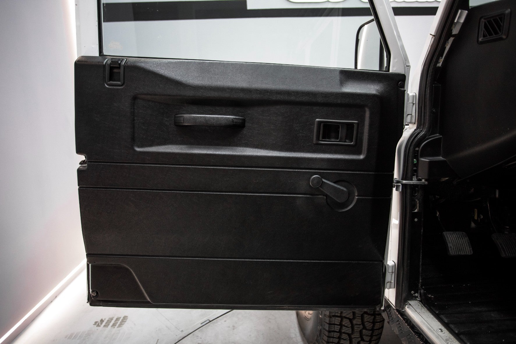 Land Rover Defender 110 SW E