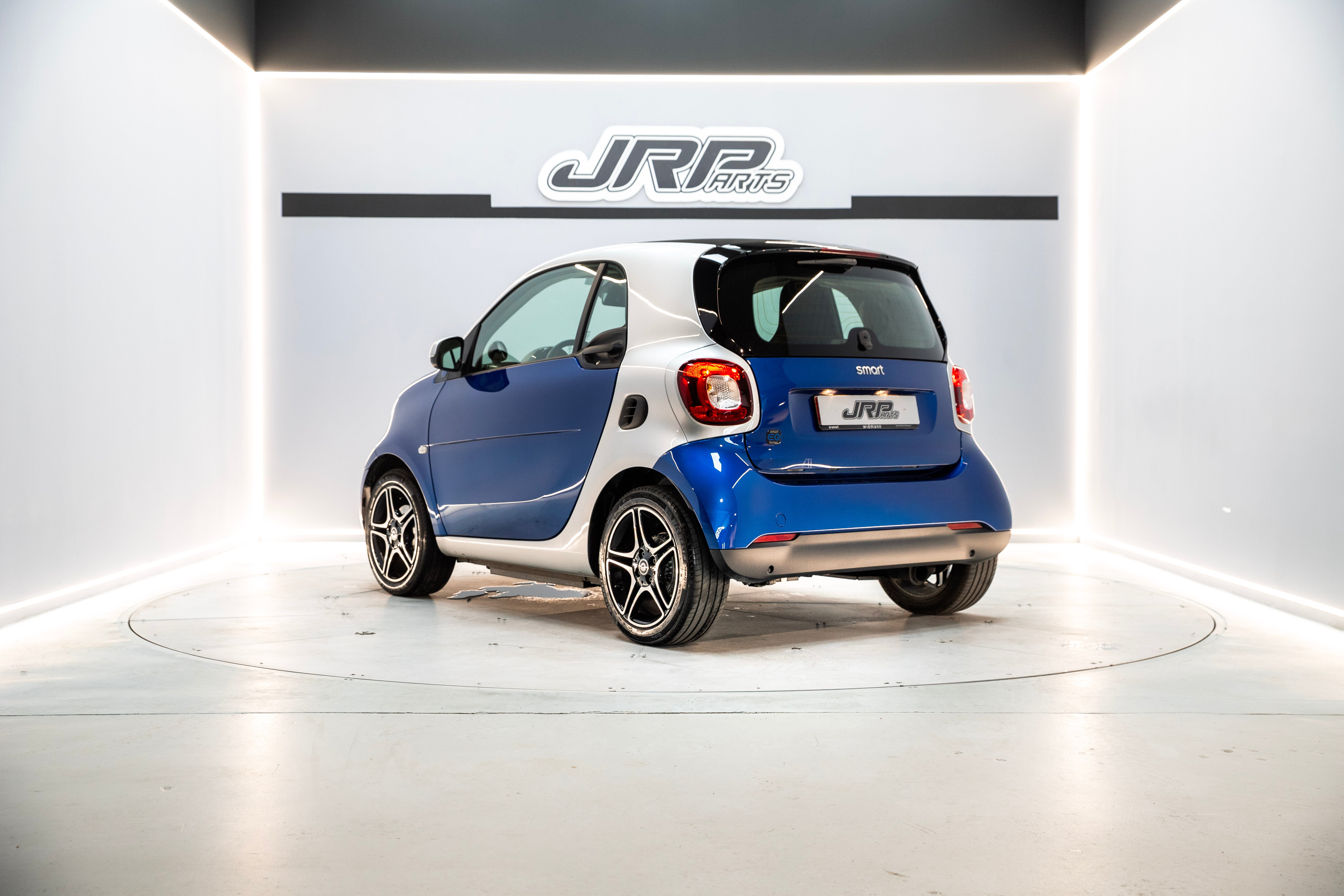 SMART fortwo 60kW81CV EQ coupe