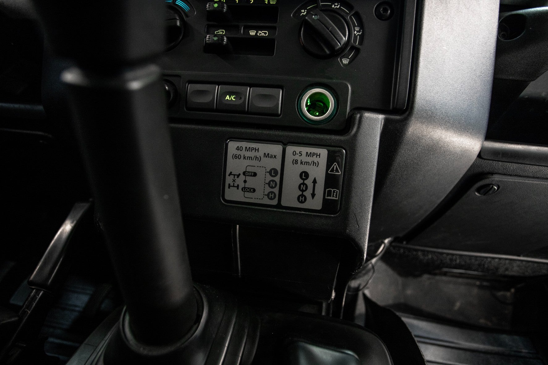 Land Rover Defender 110 SW E