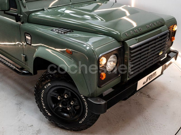 LAND-ROVER Defender 90 SW S 3p.