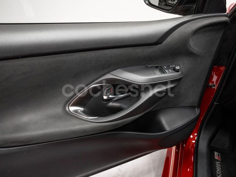 TOYOTA GR Yaris 1.6 192kW RZ Circuit Pack 3p.