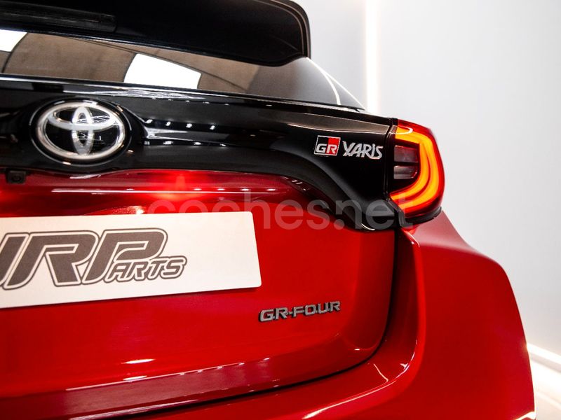 TOYOTA GR Yaris 1.6 192kW RZ Circuit Pack 3p.