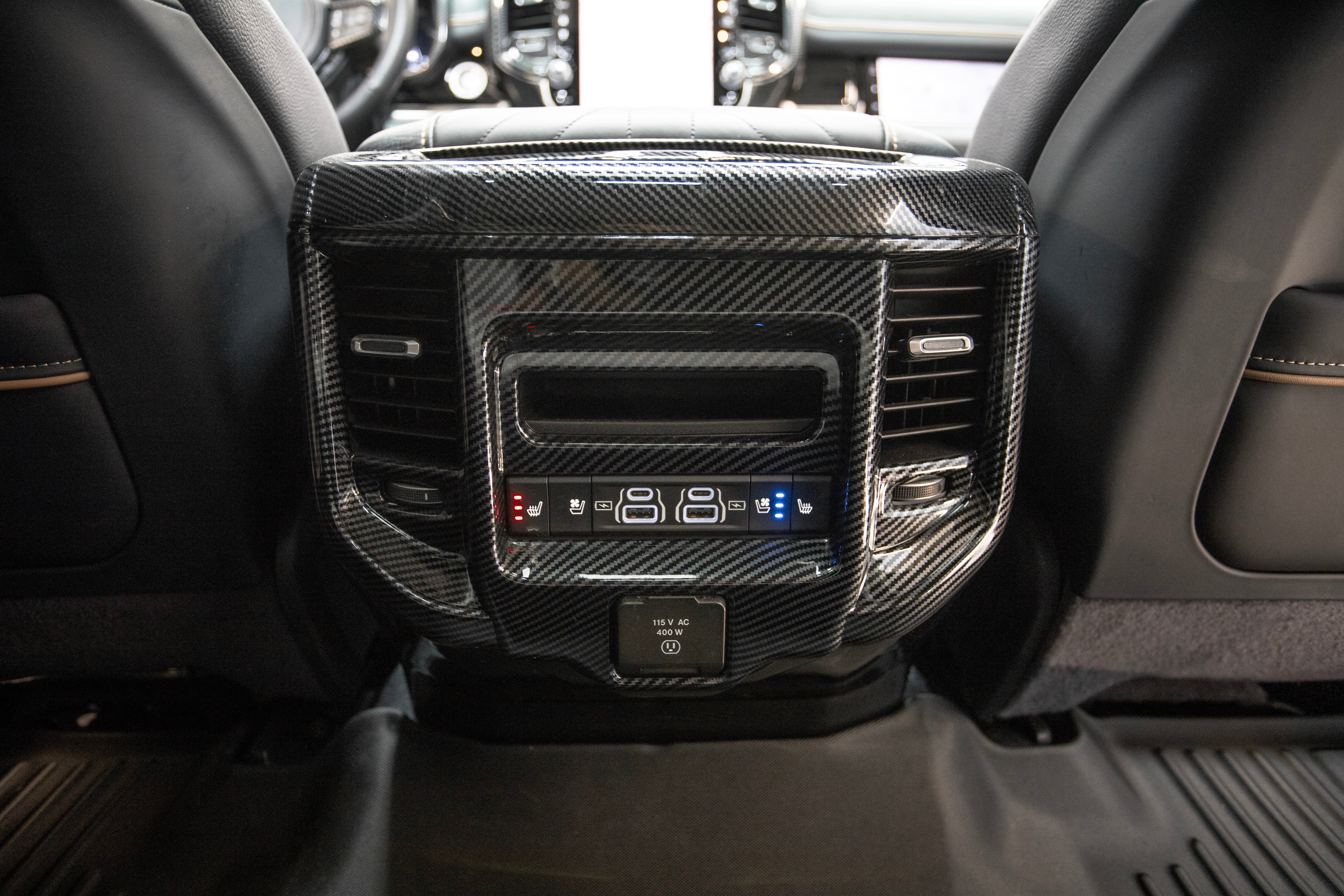 DODGE RAM TUNGSTEN DOBLE CABINA