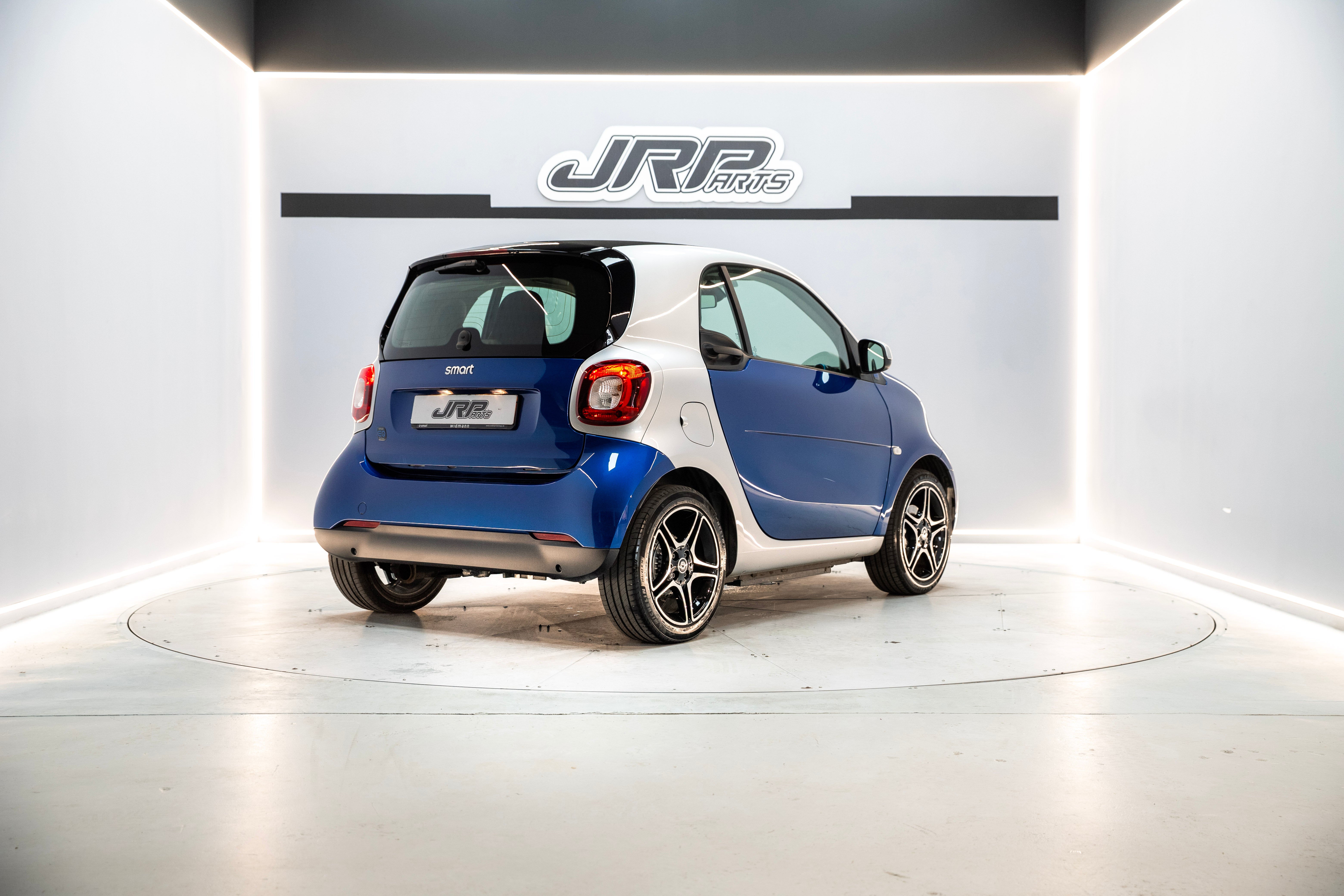 SMART fortwo 60kW81CV EQ coupe