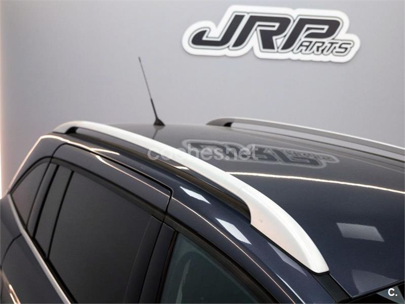 FORD Grand CMax 2.0 TDCi 140 Titanium