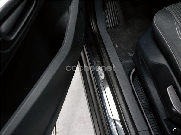 FORD Grand CMax 2.0 TDCi 140 Titanium