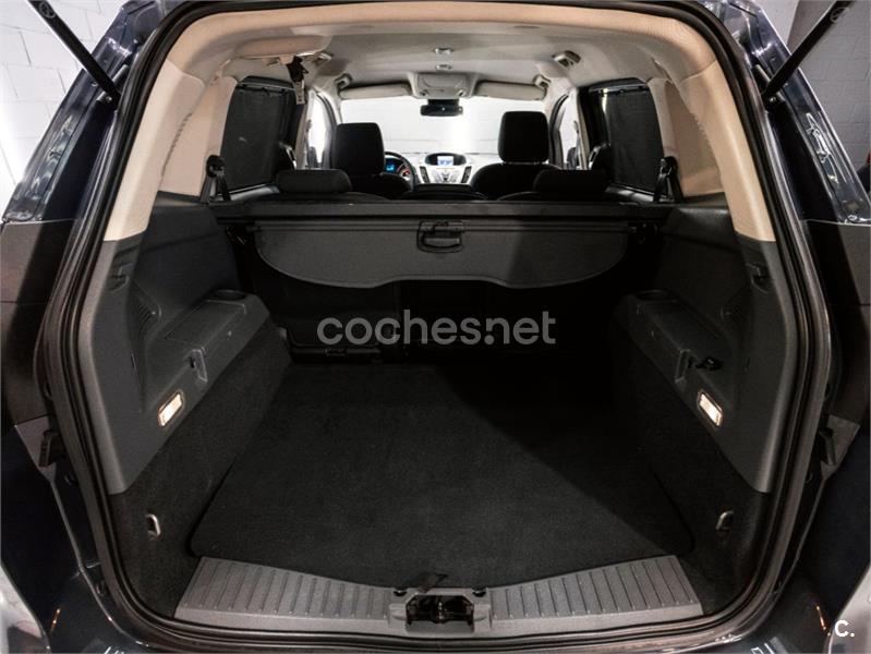FORD Grand CMax 2.0 TDCi 140 Titanium