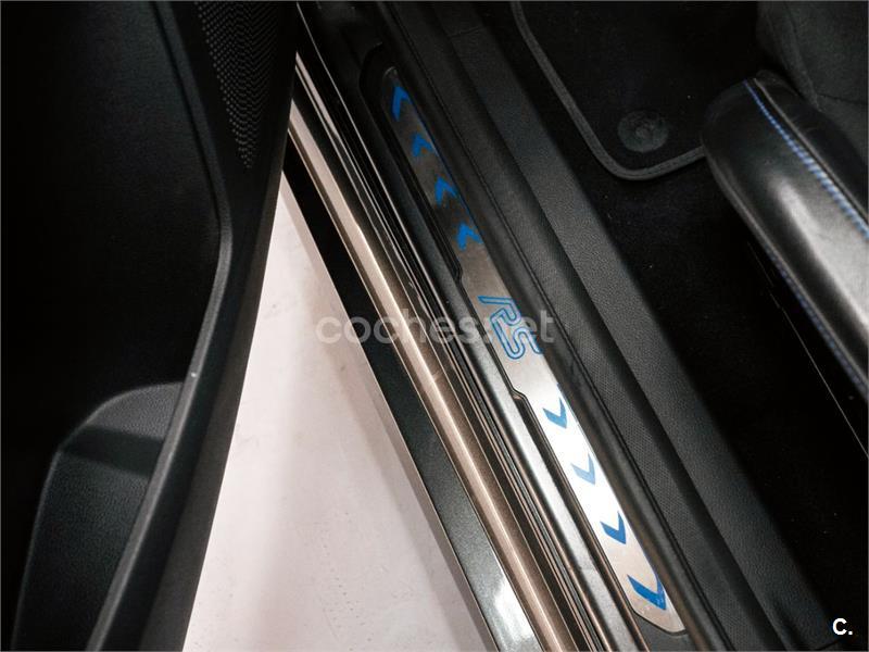 FORD Focus 2.3 EcoBoost 257kW RS Pack Performance