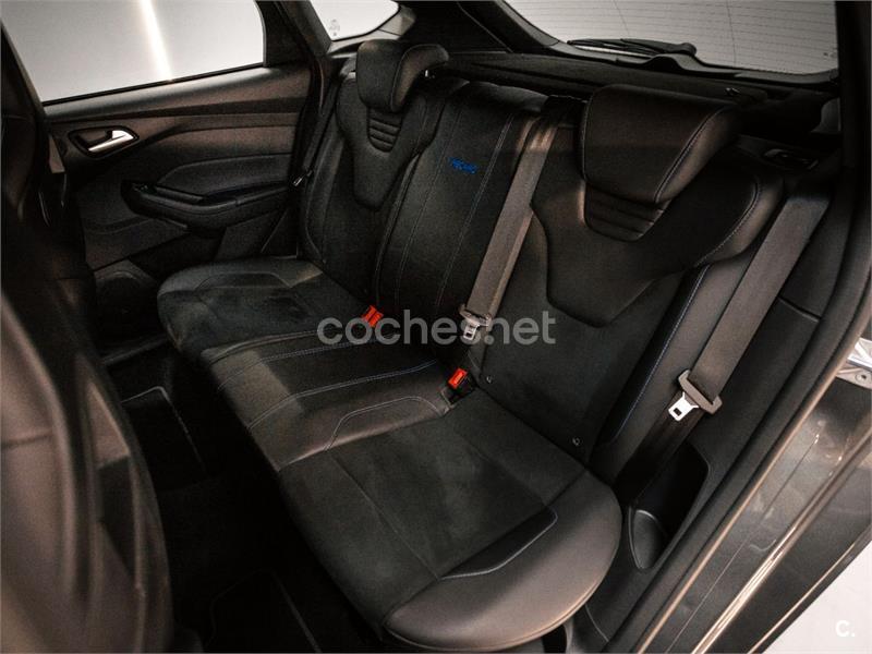 FORD Focus 2.3 EcoBoost 257kW RS Pack Performance