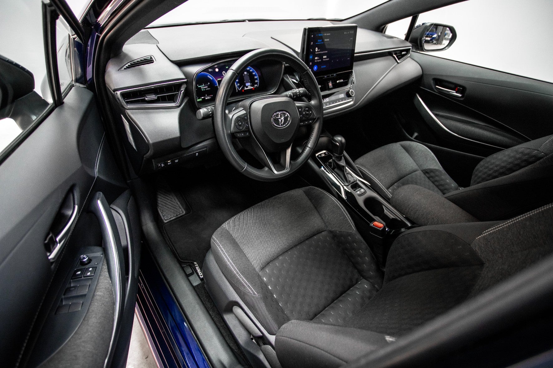Toyota Corolla 140H Active Plus Touring Sport