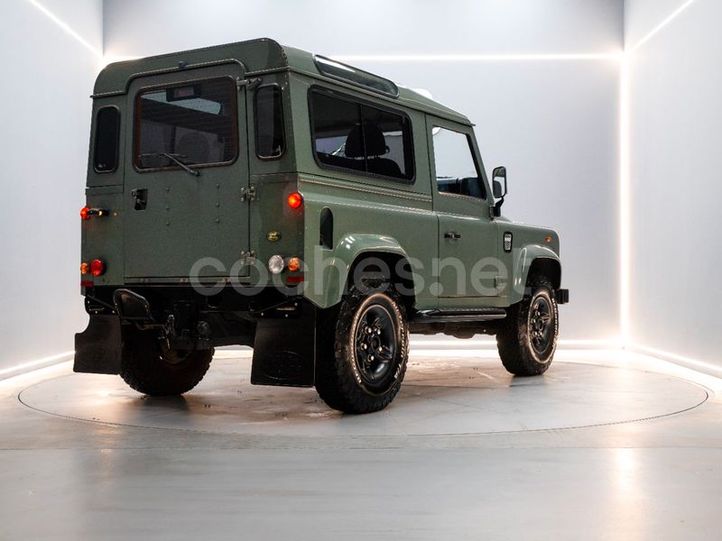 LAND-ROVER Defender 90 SW S 3p.