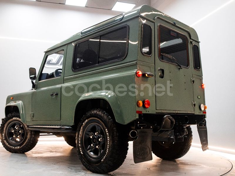 LAND-ROVER Defender 90 SW S 3p.