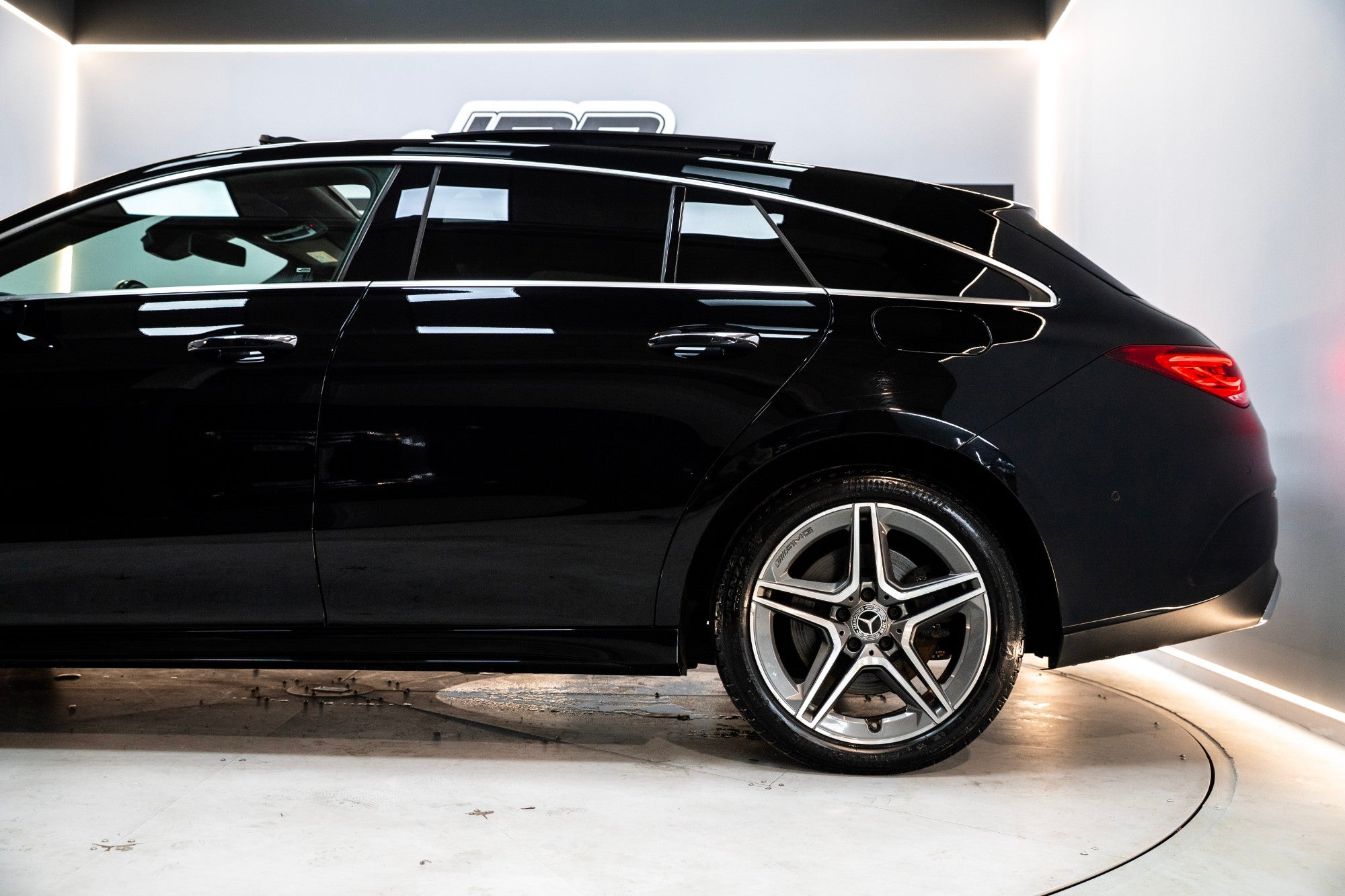 Mercedes-Benz CLA CLA 250 e Shooting Brake