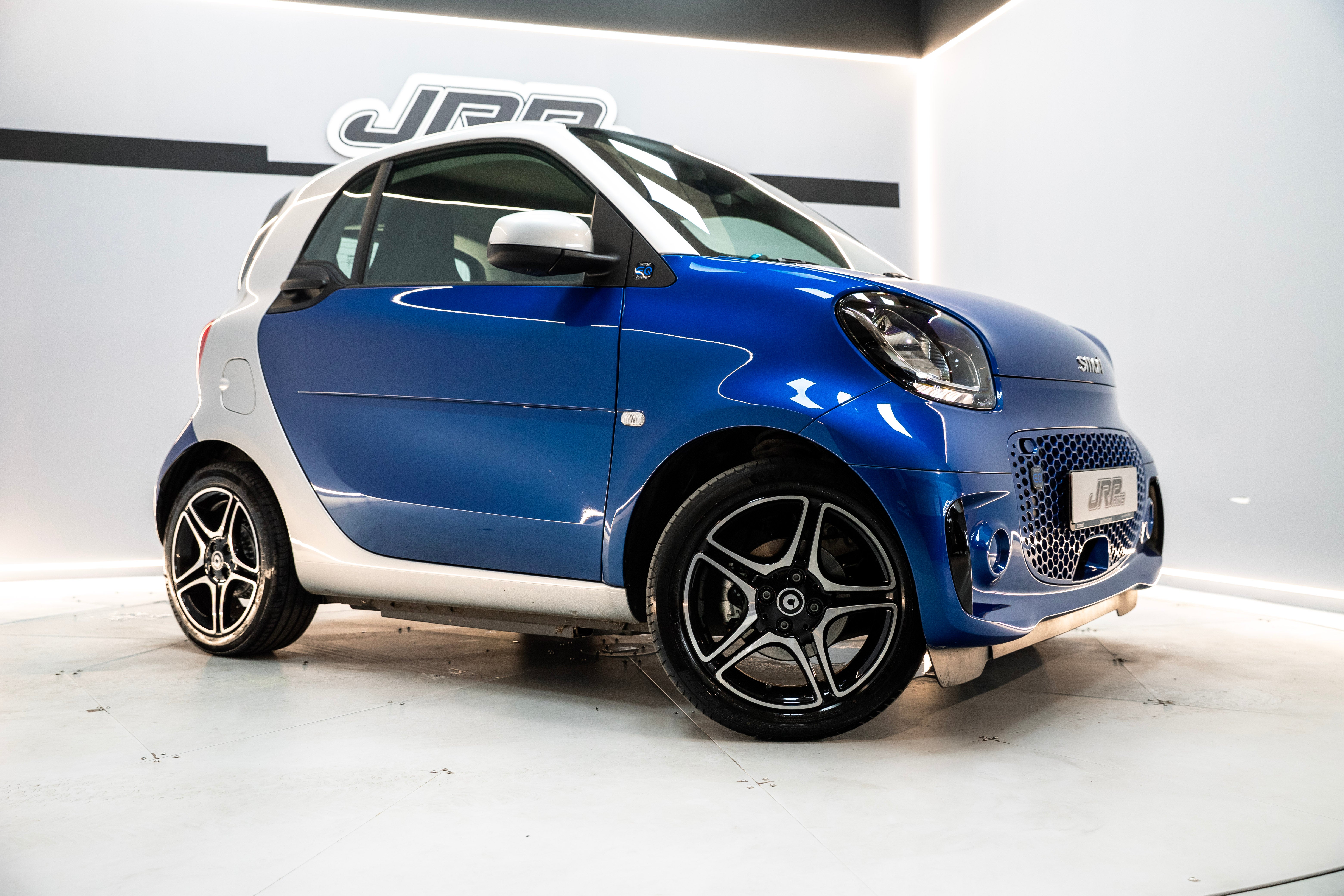 SMART fortwo 60kW81CV EQ coupe