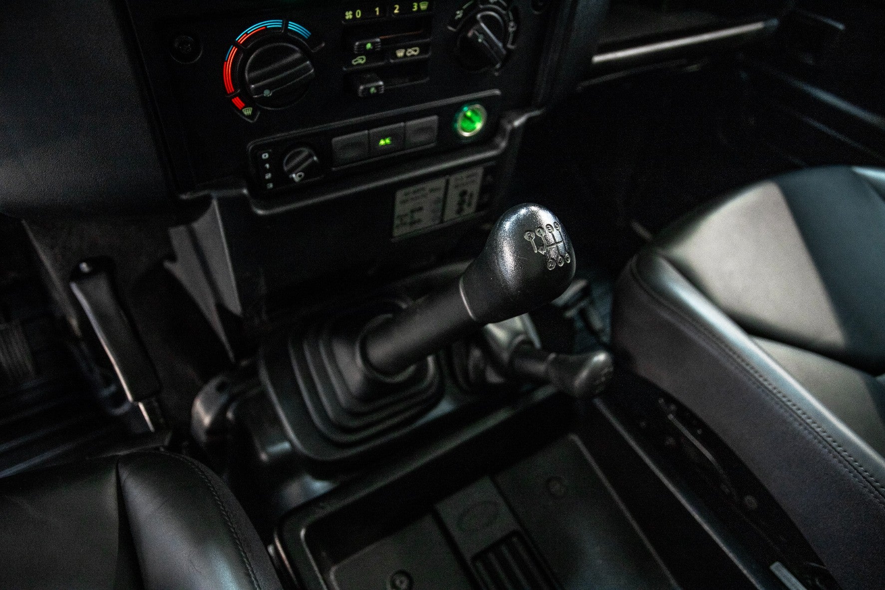 Land Rover Defender 110 SW E