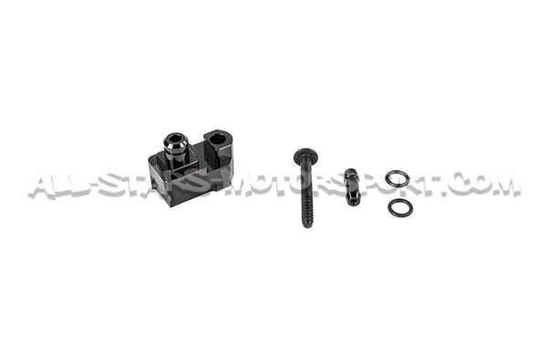 Adaptador Alpha Competition para instalación de un reloj de presión de turbo en Mini Cooper S / JCW F56