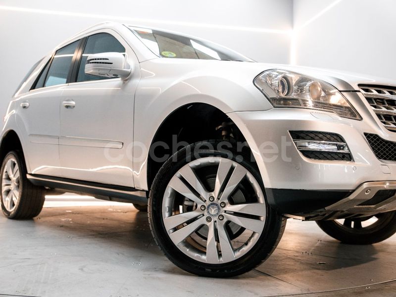 MERCEDES-BENZ Clase M ML 350 BlueTec 4M 5p.