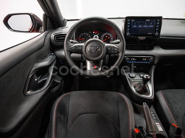TOYOTA GR Yaris 1.6 192kW RZ Circuit Pack 3p.