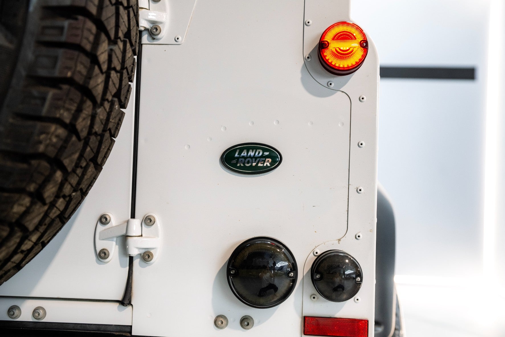 Land Rover Defender 110 SW E