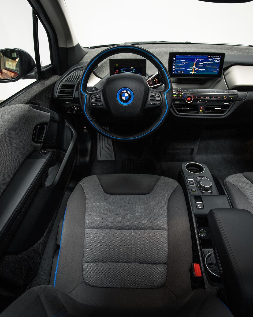 BMW i3s