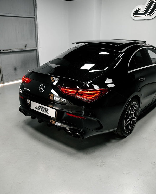Mercedes CLA 35 AMG AKRAPOVIC