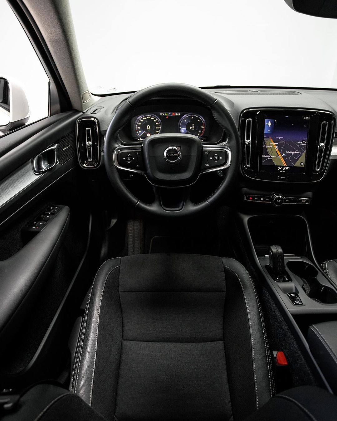 VOLVO XC40 D3 Momentum