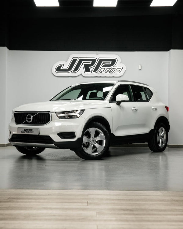 VOLVO XC40 D3 Momentum