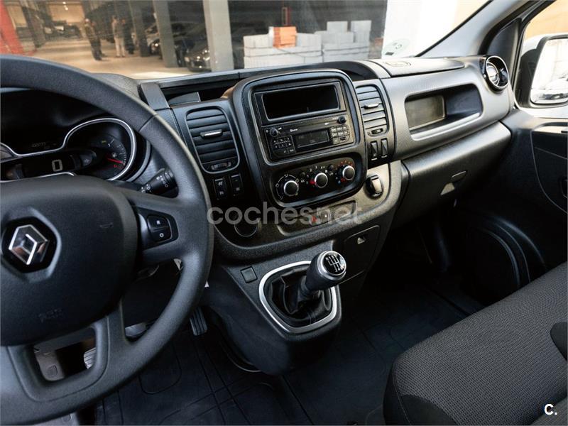RENAULT Trafic Furgon 29 L1H1 Energy BluedCi 107 kW 4p.