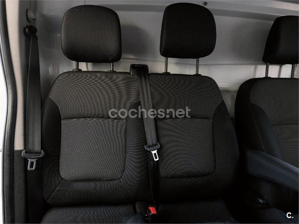 RENAULT Trafic Furgon 29 L1H1 Energy BluedCi 107 kW 4p.