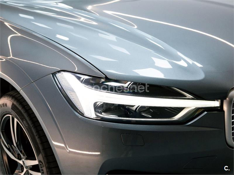 VOLVO XC60 2.0 T8 AWD RDesign Auto