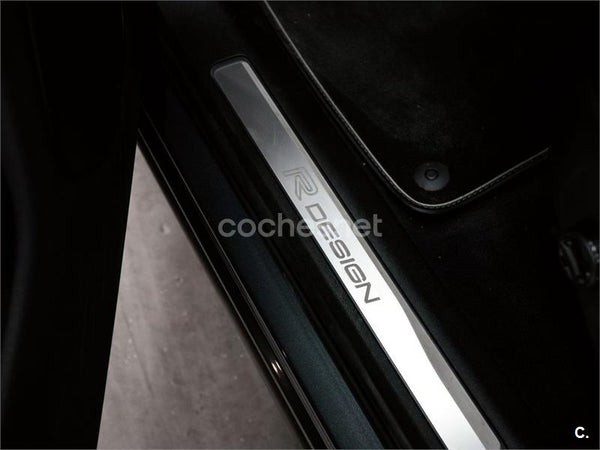 VOLVO XC60 2.0 T8 AWD RDesign Auto